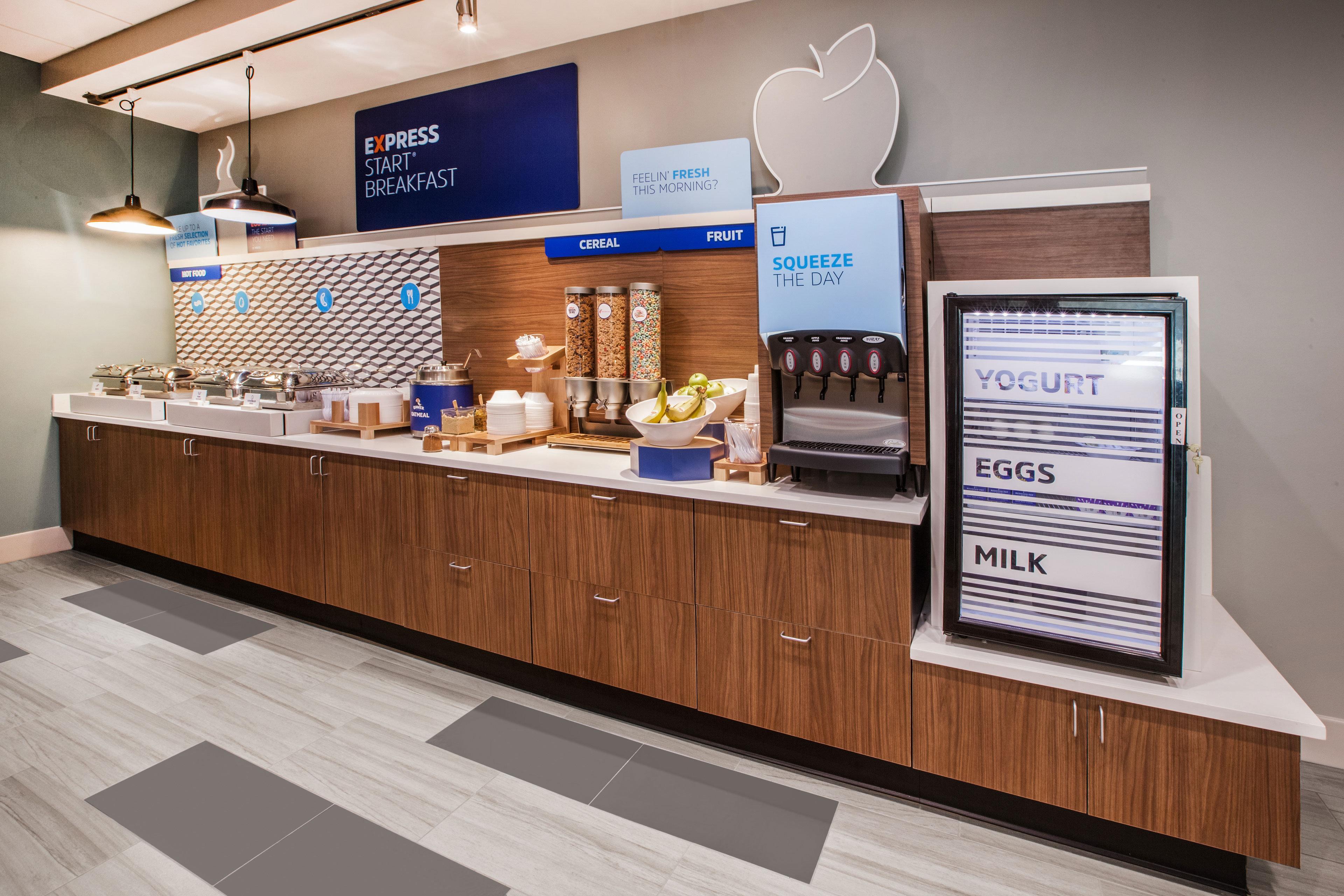 Holiday Inn Express Hotel & Suites Knoxville By Ihg Eksteriør billede