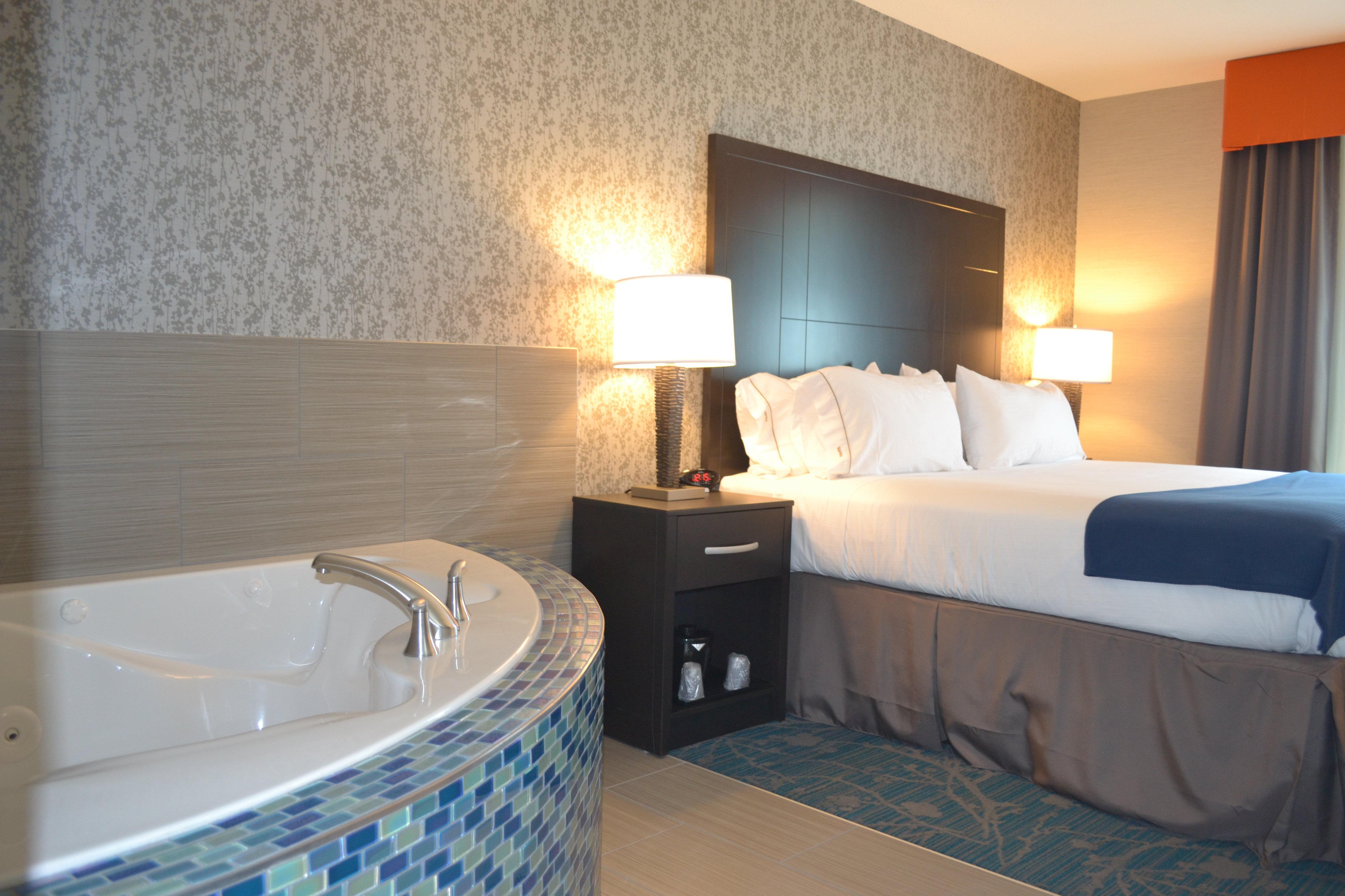 Holiday Inn Express Hotel & Suites Knoxville By Ihg Eksteriør billede