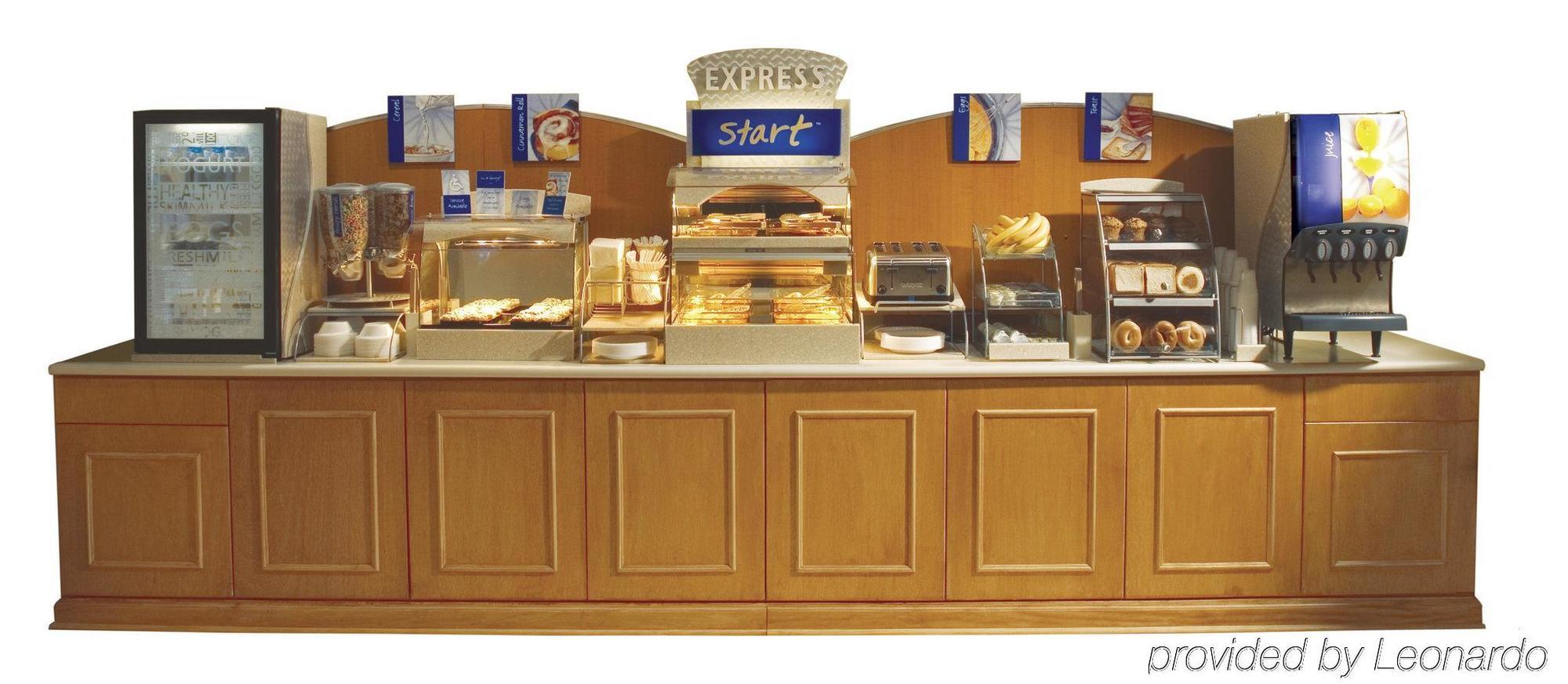 Holiday Inn Express Hotel & Suites Knoxville By Ihg Eksteriør billede